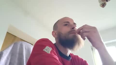 Tralalabala online show from March 2026 04:02:01 PM