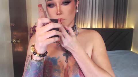 Snapshot of trandomsts chatting on October 2025 03:56:02 PM DOM irish online show from October 2025 03:56:02 PM