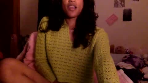 transamoure online show from November 2025 04:40:01 AM