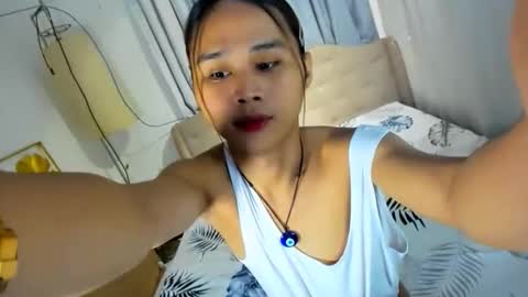 Snapshot of transbigcockselfsucker chatting on March 2026 01:28:01 PM GEN LUXS online show from March 2026 01:28:01 PM