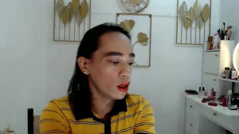 transeugene1990 online show from March 2026 06:40:01 AM