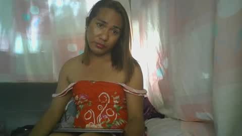 transhottie28 online show from February 2025 12:30:02 AM