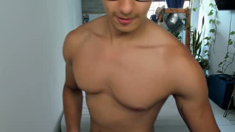 travis bakerr online show from February 2025 08:47:02 PM