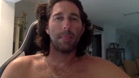 TravisKenn online show from June 2026 08:03:01 PM