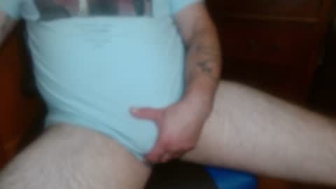 Snapshot of treasured_trash chatting on June 2026 09:15:02 PM Dilly Dally online show from June 2026 09:15:02 PM