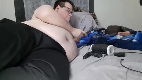 Snapshot of treatbobnice chatting on February 2026 05:09:01 PM Treat Bob Nice online show from February 2026 05:09:01 PM