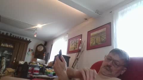 Snapshot of trebgeis1 chatting on October 2025 01:01:02 PM trebgeis1 online show from October 2025 01:01:02 PM