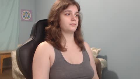 TreeJeanne online show from December 2024 04:32:02 PM