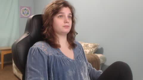 TreeJeanne online show from December 2024 10:34:02 PM