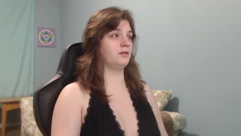 TreeJeanne online show from January 2025 02:55:02 PM