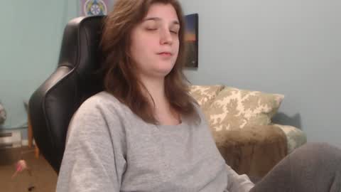 TreeJeanne online show from January 2025 02:32:01 PM