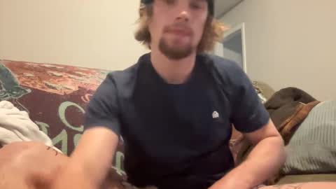 treeman817 online show from December 2024 07:22:01 PM