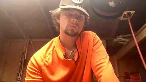 treeman817 online show from April 2026 04:01:01 PM