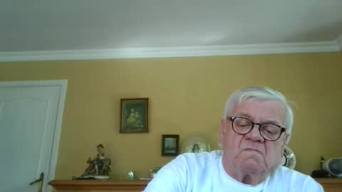 trekbeestje online show from April 2026 08:17:01 AM