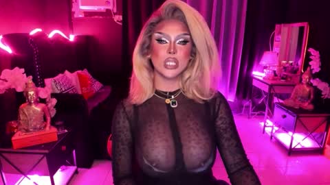 Jade online show from November 2025 04:23:01 PM