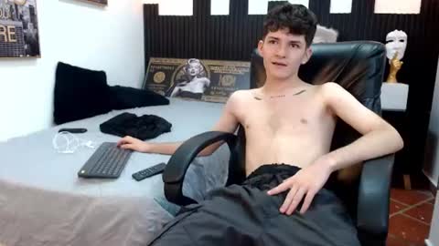 Snapshot of trevor_mob chatting on June 2026 05:50:02 PM trevor_mob online show from June 2026 05:50:02 PM