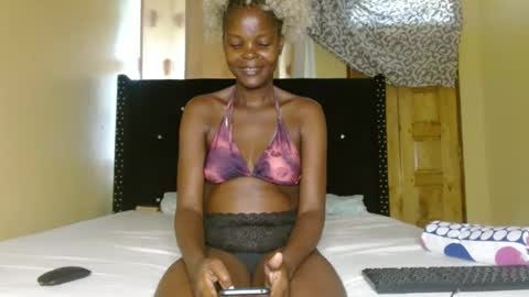 Snapshot of trey_queens chatting on July 2026 11:47:02 AM trey_queens online show from July 2026 11:47:02 AM