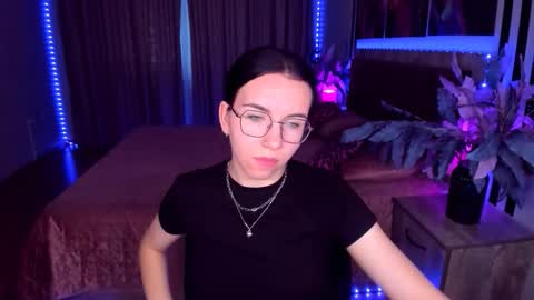TriciaDaisy online show from May 2026 06:07:02 AM