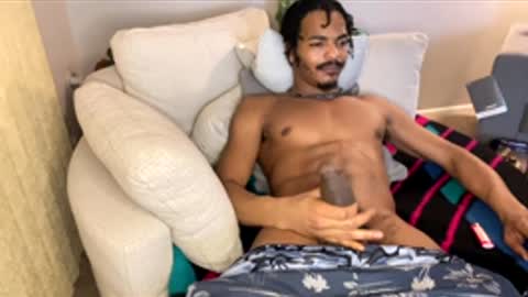 Snapshot of trillahung chatting on February 2026 06:08:02 AM WapBopper online show from February 2026 06:08:02 AM