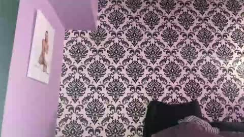 Snapshot of trillahung chatting on February 2026 01:20:02 AM WapBopper online show from February 2026 01:20:02 AM