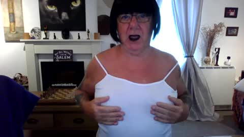 trinity1011 online show from June 2026 05:49:02 AM
