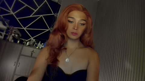 Ms Ella online show from December 2024 03:09:02 PM