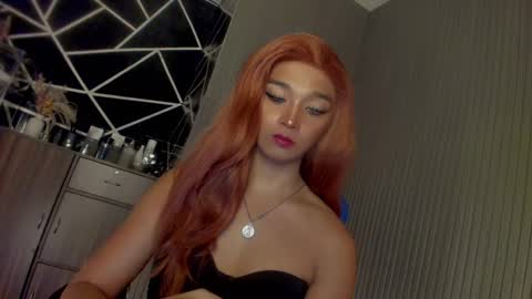 Ms Ella online show from January 2025 03:58:01 PM