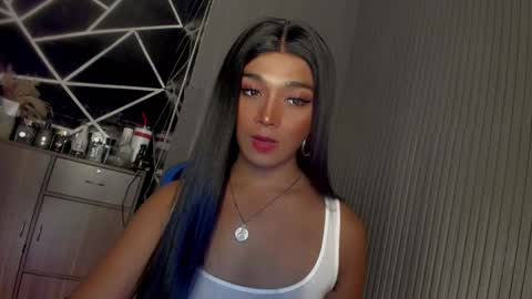 Ms Ella online show from February 2025 12:40:01 PM