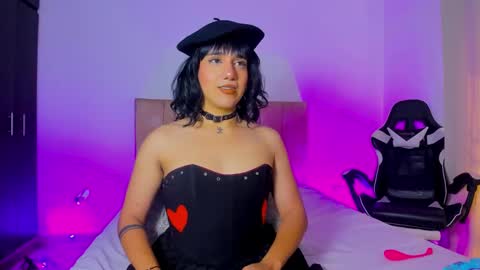 Triny online show from March 2026 01:18:01 PM