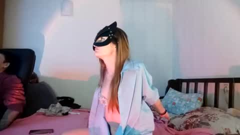 Snapshot of trioa chatting on February 2025 05:21:02 AM Tony and Kristina wait you everyday start 2230-0000 GMT online show from February 2025 05:21:02 AM