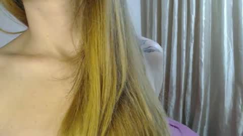 Snapshot of trioa chatting on October 2025 07:04:02 PM Tony and Kristina wait you everyday start 2230-0000 GMT online show from October 2025 07:04:02 PM