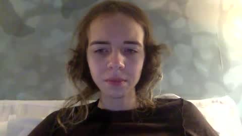 trippybb222 online show from November 2025 12:43:01 AM