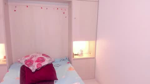 TRISHA online show from November 2025 04:35:01 AM