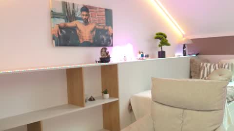 Snapshot of tristangreyaura chatting on February 2026 07:15:01 AM Trystan Grey online show from February 2026 07:15:01 AM