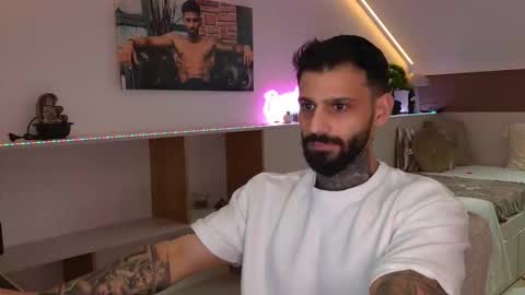 Snapshot of tristangreyaura chatting on February 2026 07:51:01 AM Trystan Grey online show from February 2026 07:51:01 AM