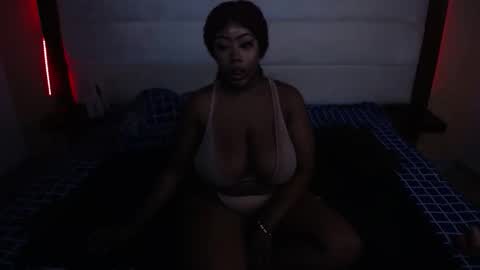 TrixieMar online show from October 2025 02:40:02 PM