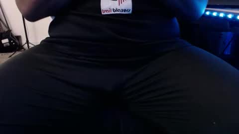 Trmdstrong online show from November 2025 06:05:02 AM