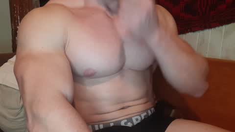 Snapshot of troncq chatting on February 2025 06:17:01 PM Troncq online show from February 2025 06:17:01 PM