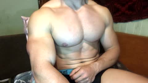 Snapshot of troncq chatting on March 2025 03:35:01 PM Troncq online show from March 2025 03:35:01 PM