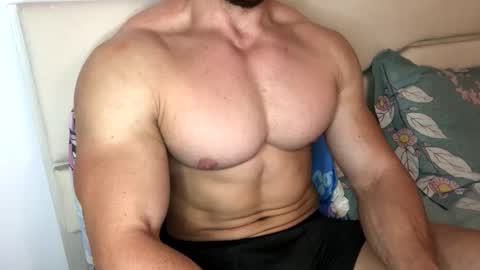 Snapshot of troncq chatting on September 2025 07:40:02 PM Troncq online show from September 2025 07:40:02 PM