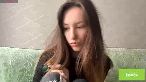 Hello Viola here   Help me to make 50 thumbs up 333 online show from March 2026 08:09:01 AM