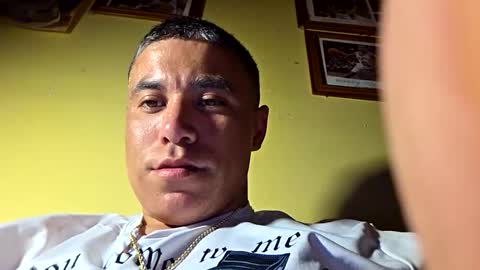 Snapshot of trrgarbec chatting on October 2025 02:06:02 AM trrgarbec online show from October 2025 02:06:02 AM