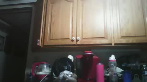 Snapshot of truckerswifetobe chatting on December 2025 05:37:02 AM TruckersWifeToBe online show from December 2025 05:37:02 AM