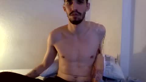 Snapshot of trueblove chatting on November 2025 10:43:02 PM trueblove online show from November 2025 10:43:02 PM