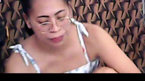 Snapshot of truefilipinabeauty chatting on April 2026 01:56:01 AM emily online show from April 2026 01:56:01 AM