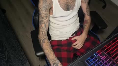 Snapshot of truenorthheavy chatting on February 2026 11:47:01 PM Leo online show from February 2026 11:47:01 PM