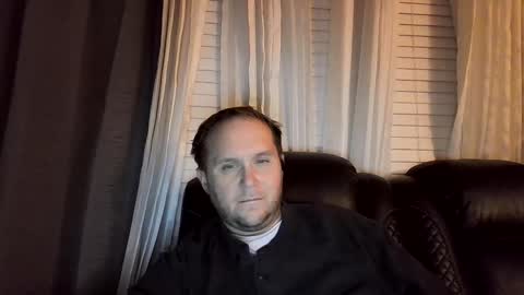 Snapshot of truthiness2019 chatting on May 2026 05:35:02 AM truthiness2019 online show from May 2026 05:35:02 AM