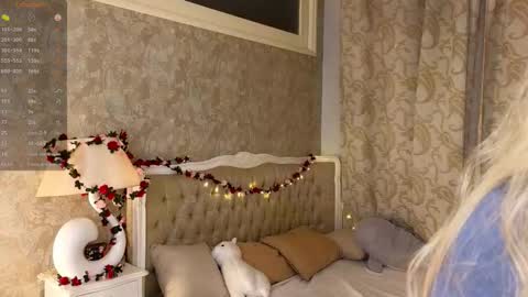 Bethany online show from November 2025 07:58:01 PM