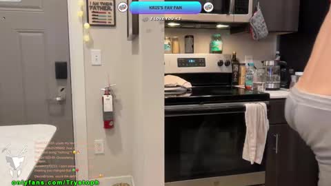 Treistoph online show from November 2025 04:52:01 PM