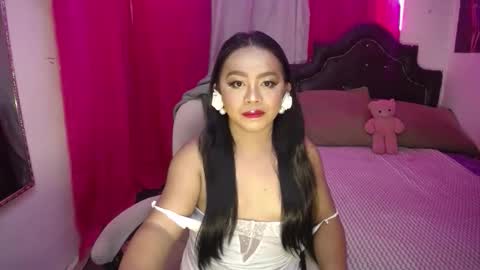 tsamandaxxx online show from November 2025 02:06:01 PM